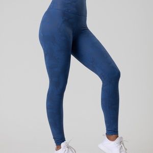 Modiv Brand Brave Printed Legging in High Tide